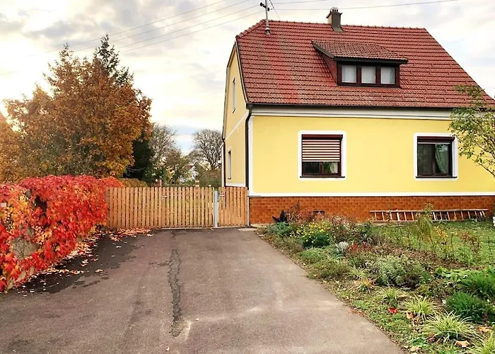 Ferienhaus Mit Garten In Thermennaehe